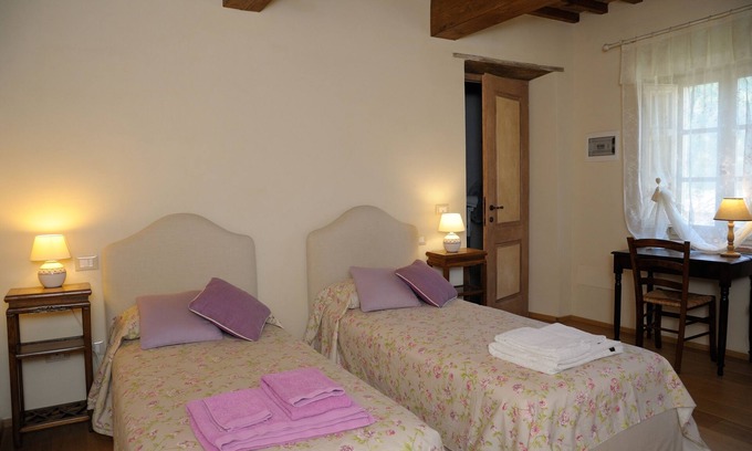 Sant'Andrea di Compito House | House in the village near Lucca