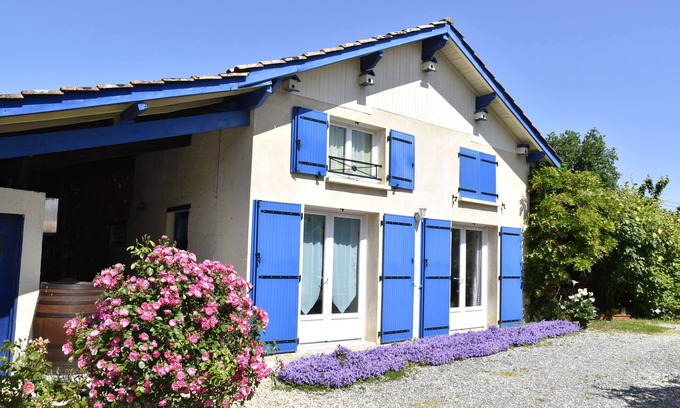 Saint-Trojan House | House in the vineyard of BORDEAUX-BOURG-BLAYE-CNPE