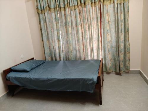 Kazhakuttam Villa | House