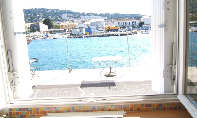 Sete Apartment | House in typical fisherman's quarter "La pointe-courte"