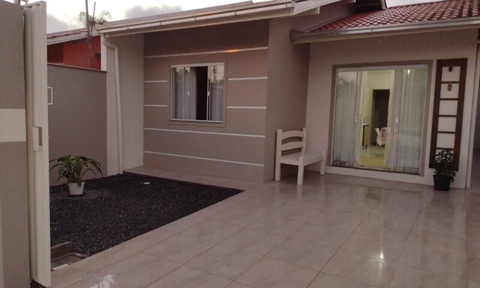 Praia da Armacao do Itapocoroi House | House Margarida