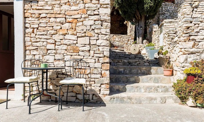 Cove Rogacic House | House Marina (41131-K1) - Vis - island Vis