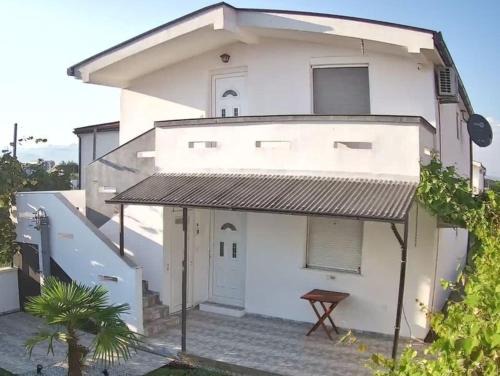 Bregvija Apartment | House Munich - Montenegro