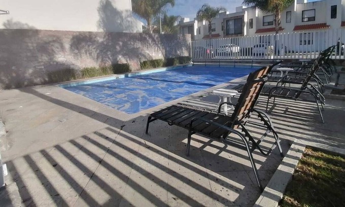 Queretaro House | House