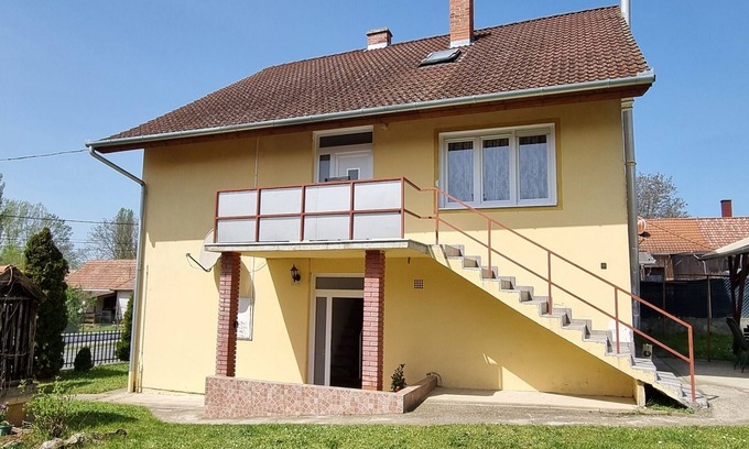 Szolad House | House Nadine - Balaton Vacation Homes