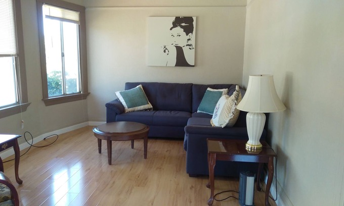 El Cerrito House | House near Berkeley & San Francisco