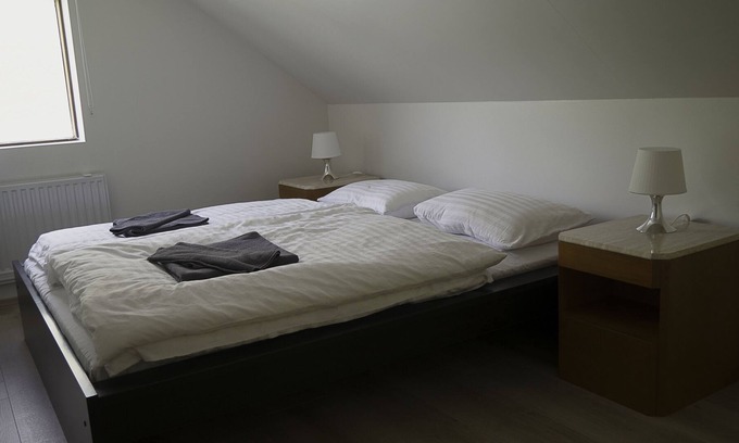 Eyvindarholar House | House near Eyjafjallajökull and Skógafoss Iceland, beds for 14 guests.
