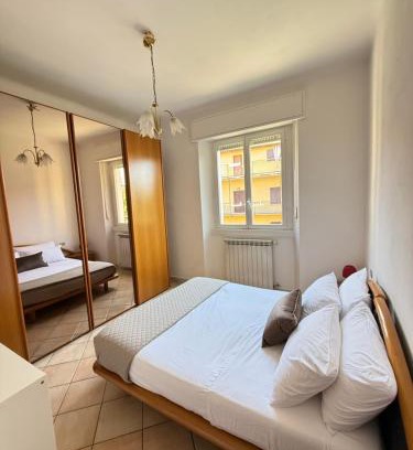Cologno Monzese Apartment | House near Milano