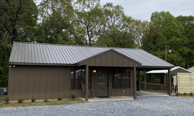 Sardis House | House near Sardis Lake , golf course and Oxford, MS