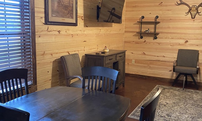 Sardis House | House near Sardis Lake, golf course and Oxford Ole Miss
