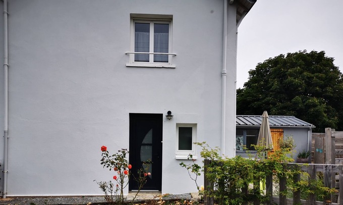 Saint-Nazaire House | HOUSE NEIGHBORHOOD MEAN NEAR SEA AND TOWN CENTER