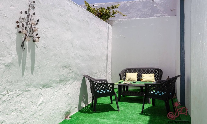 La Oliva Cottage | House of Barracks I and II for 4 people