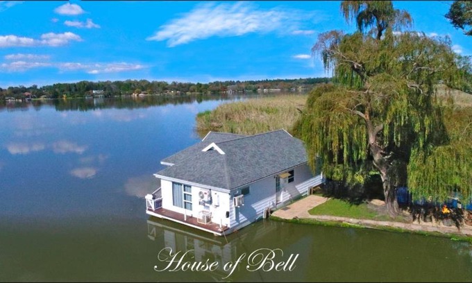Vanderbijlpark Apartment | House of Bell - Vaal River