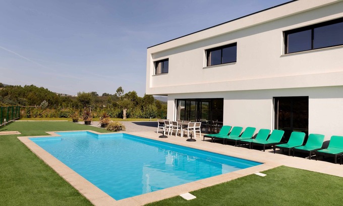 Britelo House | House of Blueberries Duke T8