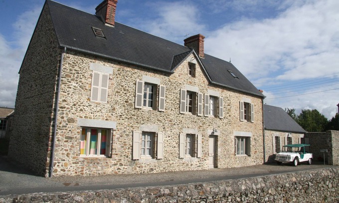 Anneville-sur-Mer House | House of character 800m from the sea
