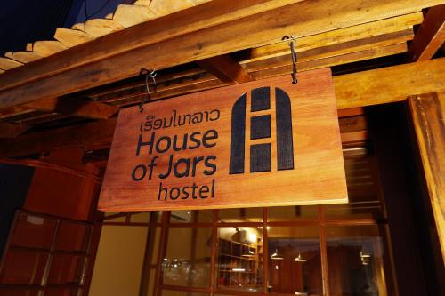 Vientiane Hostel | House Of Jars