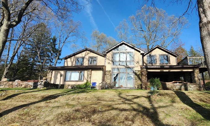 Tolland House | House Of Life