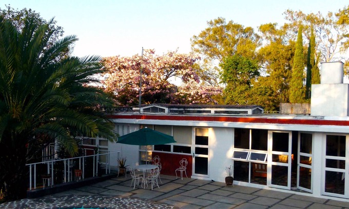 Santa Maria Ahuacatitlan House | HOUSE OF LIGHT AND PEACE