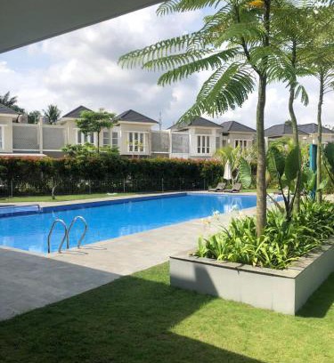 Pekanbaru Villa | House of Luna Peaceful Villa Tengah Kota Pekanbaru