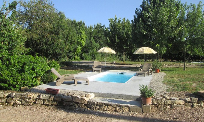 Villeneuve-sur-Vere House | House of Petit Lieur
