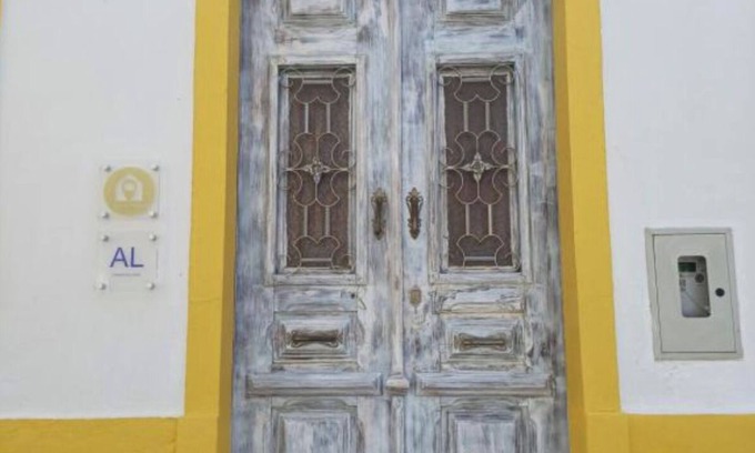 Ferreira do Alentejo House | House of Travel