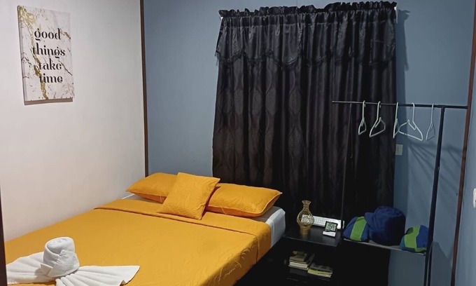 Tortuguero Apartment | House Of Rainbow an ideal space just 5 min from Tortuguero town.