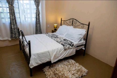 Rungwe Apartment | House of Roses