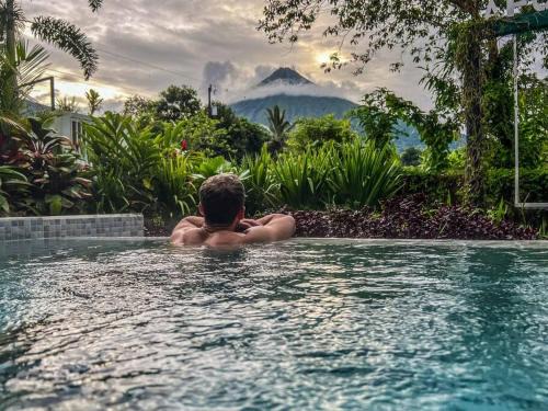 La Fortuna Villa | House of Views, King Bed, Volcano View