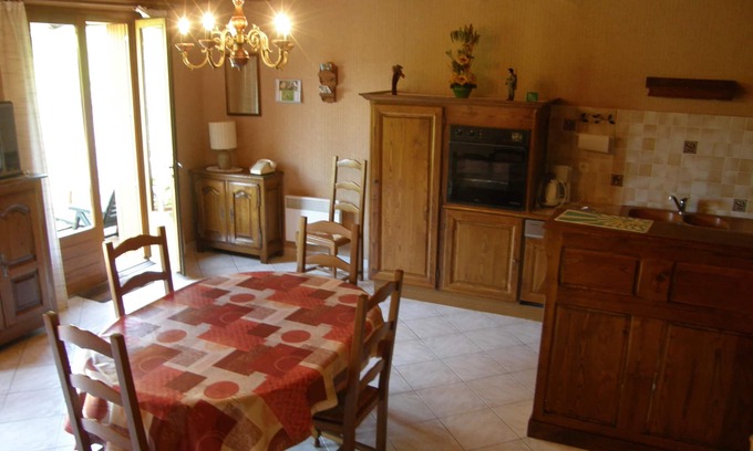 Sainte-Enimie House | House on the banks of the Tarn in Ste-Enimie in the Gorges du Tarn