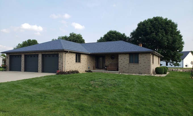 Montezuma House | HOUSE ON Grand Lake St. Marys, on Montezuma Bay channel. Boat rides optional