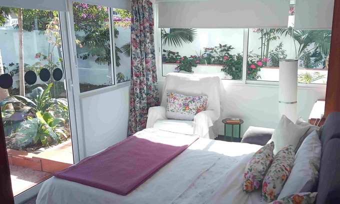 Los Realejos House | House on the ground floor, spacious and spacious, with 2 terraces and barbecues, garden.