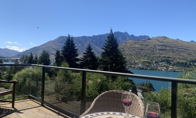 Queenstown Apartment | House on the Hill in Queenstown