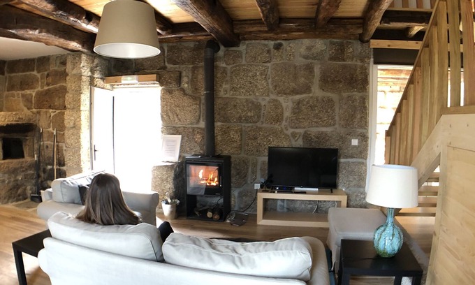 Casteloes Cottage | House Forno - Roof Houses