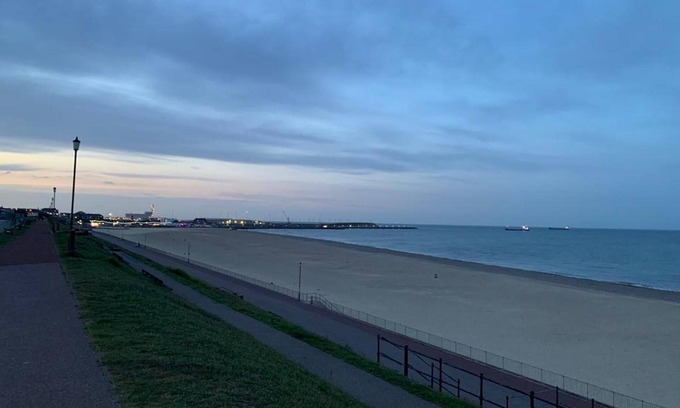 Gorleston-on-Sea House | House - Sleeps 5, Parking & Private Garden