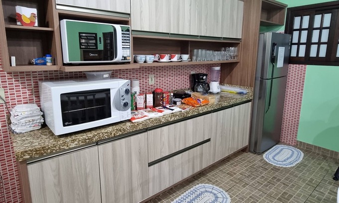 Praia da Armacao do Itapocoroi House | HOUSE TO RENT IN THE PENHA FOR 20 PEOPLE NEXT TO THE PARK BETO CARRERO WORLD