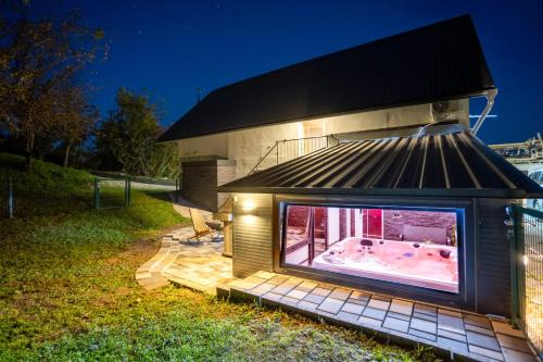 Vrbovsko House | House Veles