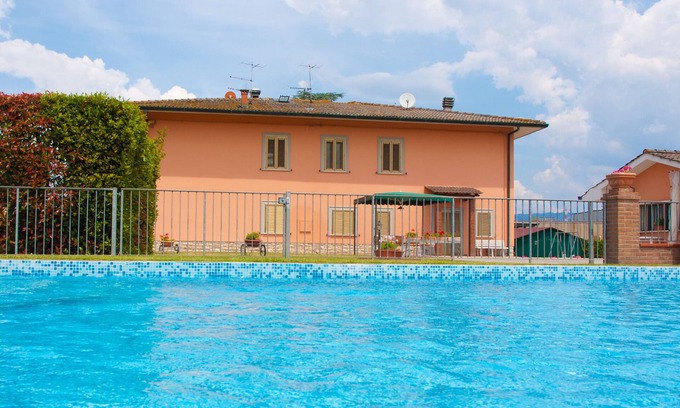 Altopascio Apartment | house/villa - Altopascio
