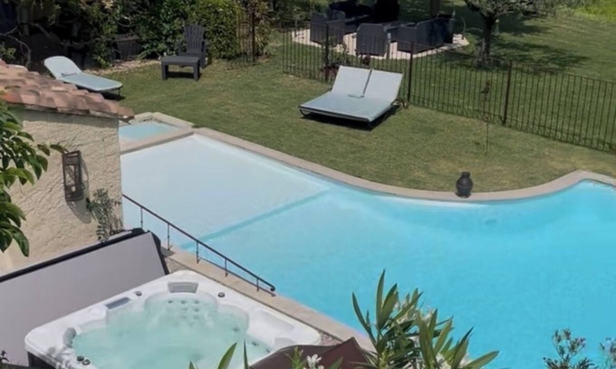 Crestet House | House/Villa - CRESTET