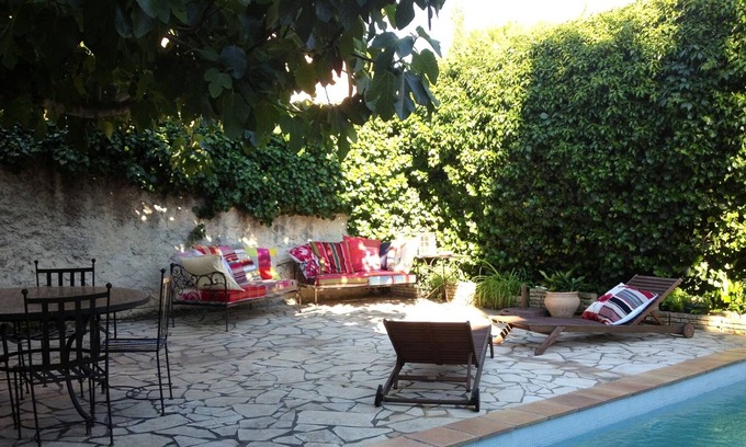 Route d'Arles House | House / Villa - Nîmes