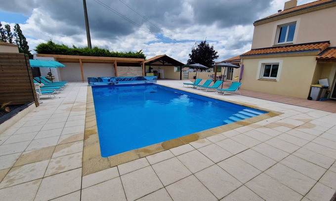 Port-Saint-Pere Villa | House/Villa - Port saint pere