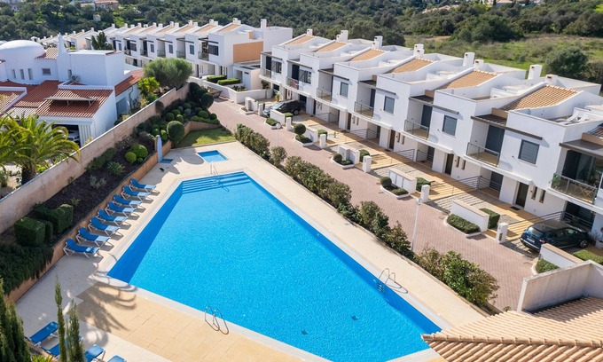 Vale de Santa Maria Ski Chalet | House w/Pool, Sea View & BBQ – Albufeira