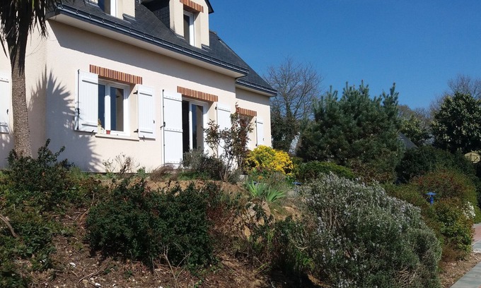 Saint-Vincent-sur-Oust House | House with pool near Rochefort en Terre and Gacilly