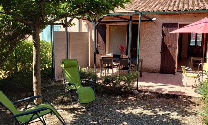 Les Salles-sur-Verdon House | House with garden 300 m from Lake Sainte-Croix