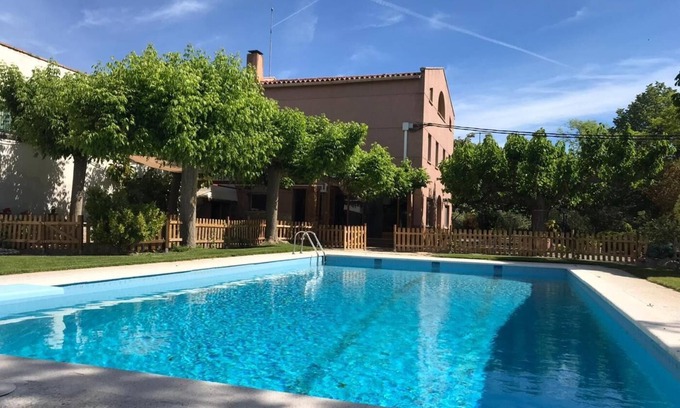 Vallmoll Cottage | House with 1000 m2 garden, swimming pool and private barbecue,