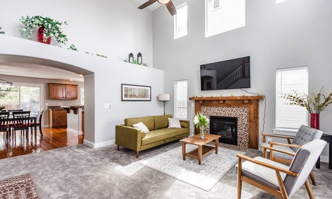 Meridian House | House with Fire Pit & Pool Access in NW Meridian