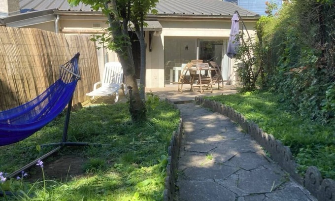 Champigny-sur-Marne House | House with garden overlooking Paris and the Eiffel Tower