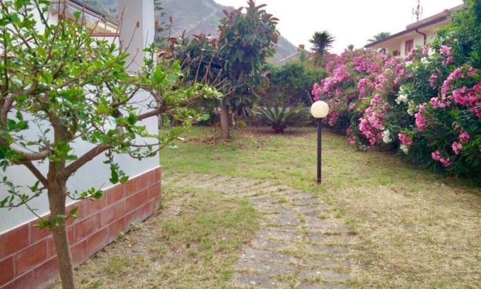Piraino House | House with Garden and Terrace near the Sea