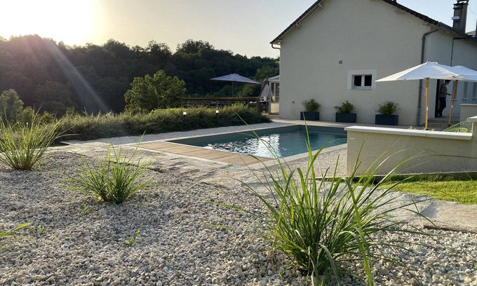 Jumilhac-le-Grand House | House with heated pool in Jumilhac-le-Grand