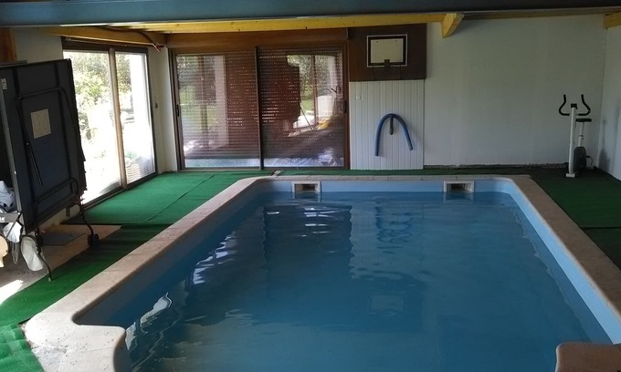Les Adjots House | house with heated indoor pool