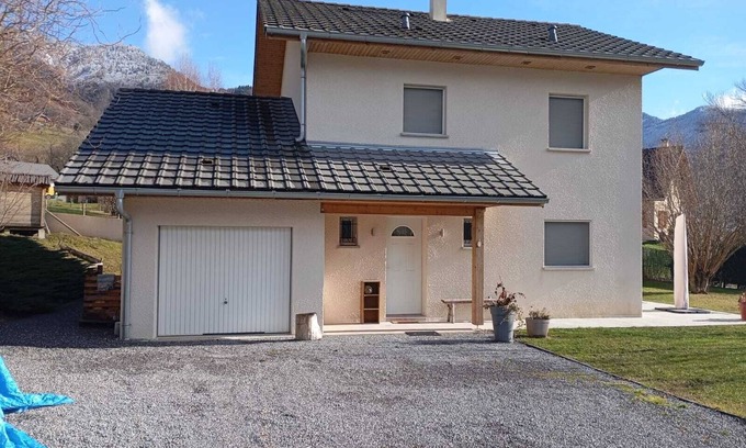 Ugine House | 🏡 House with mountain view and garden - between Annecy and Val d'Arly resorts